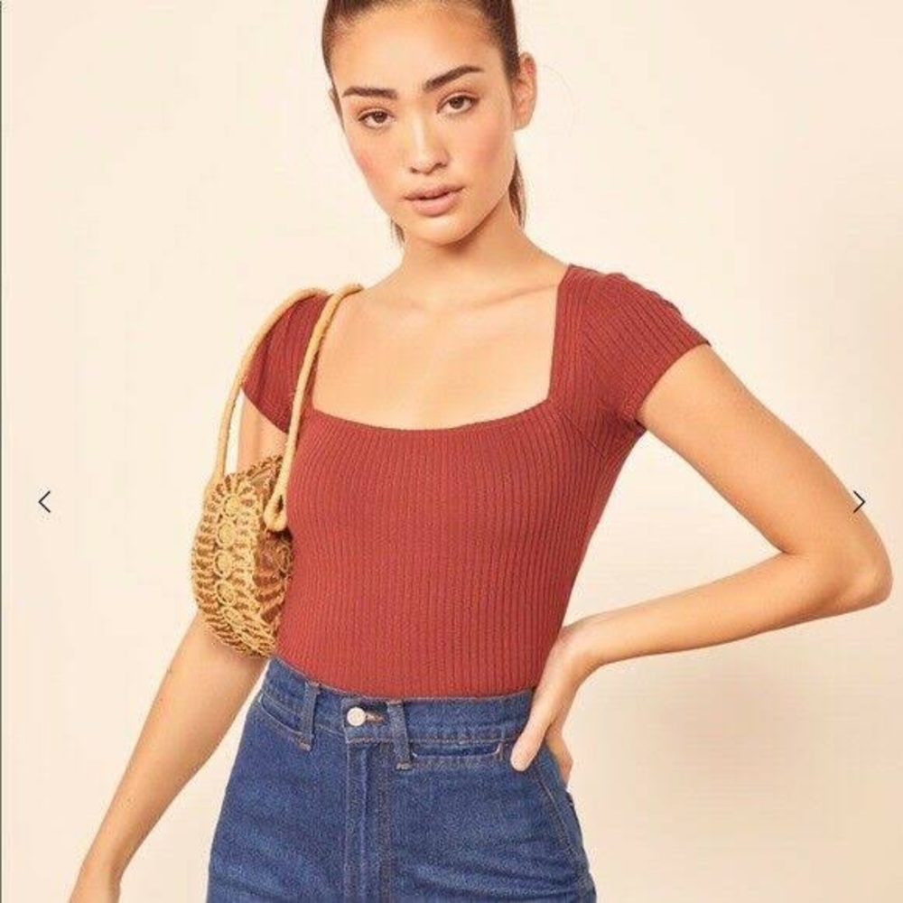 Reformation - Bardot rust top - small - NWOT